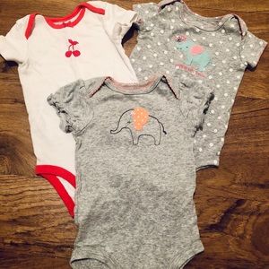 Set of 3 Carters onesies